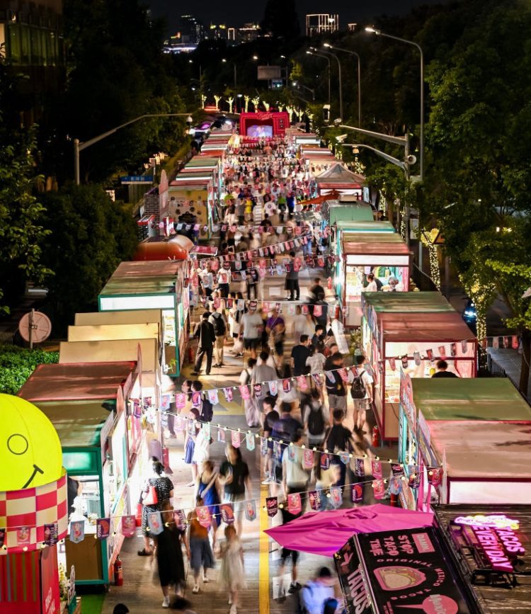 1754831859-16005e1eff9ba9f